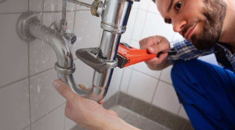 Expert burst pipe repair services in Erie, ND